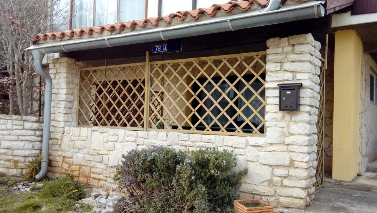 Studio Apartment Posavec Premantura Exterior foto